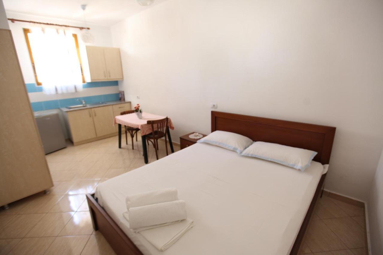 Hotel Lagjini Lukovë 외부 사진