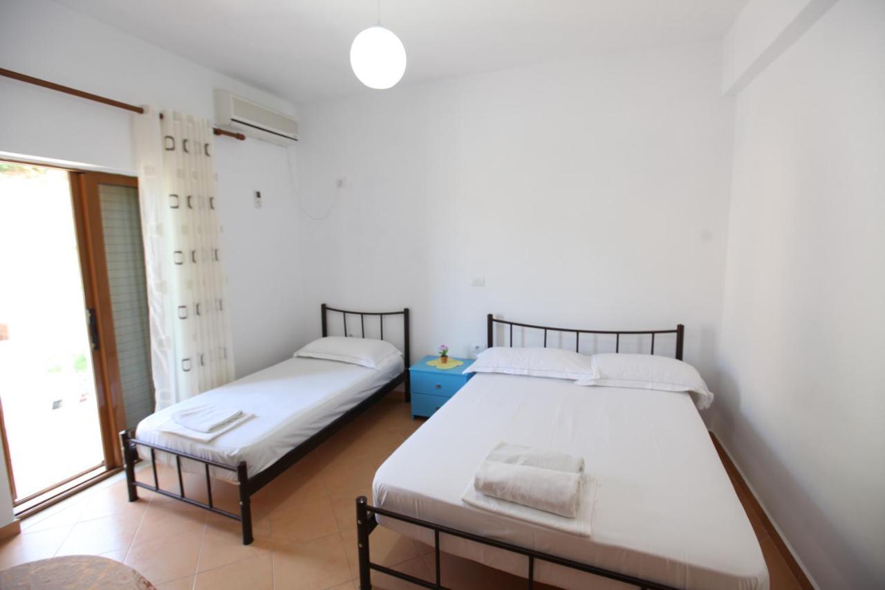 Hotel Lagjini Lukovë 외부 사진